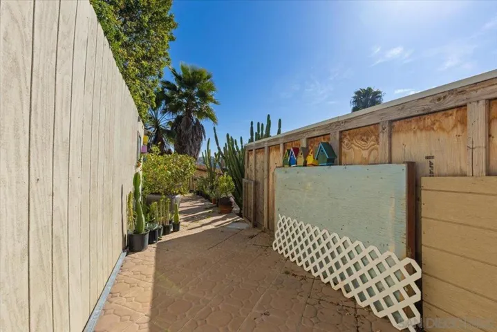 3305 Ashford St, San Diego, California 92111