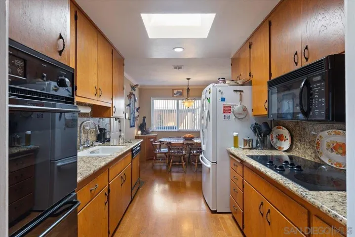 3305 Ashford St, San Diego, California 92111
