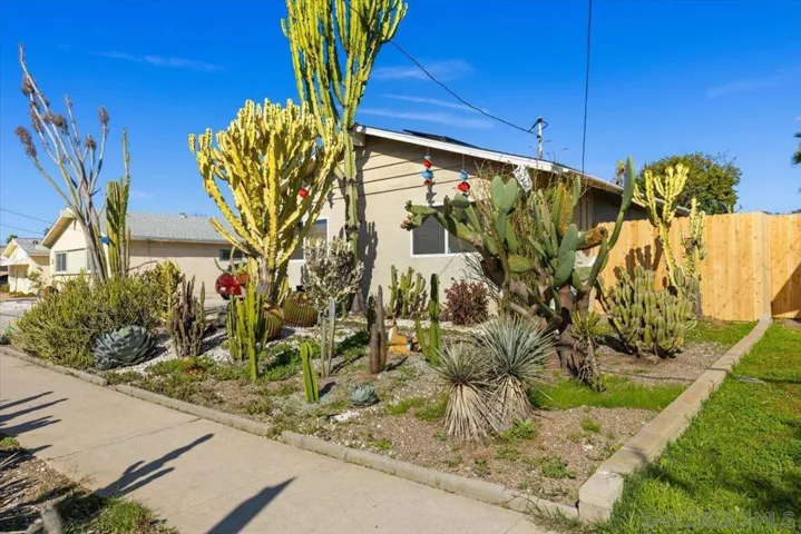3305 Ashford St, San Diego, California 92111