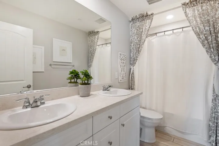 3543 Sugarberry Court, Fontana, California 92336