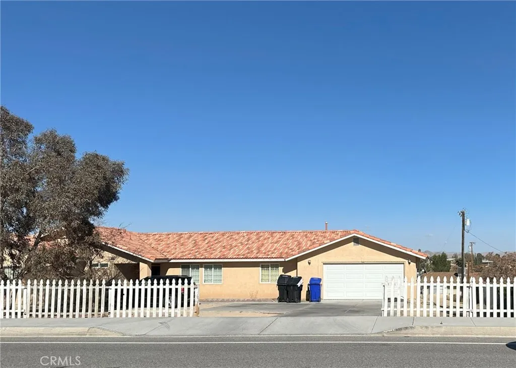 15855 Village Drive, Victorville, California 92394 home-pic-2
