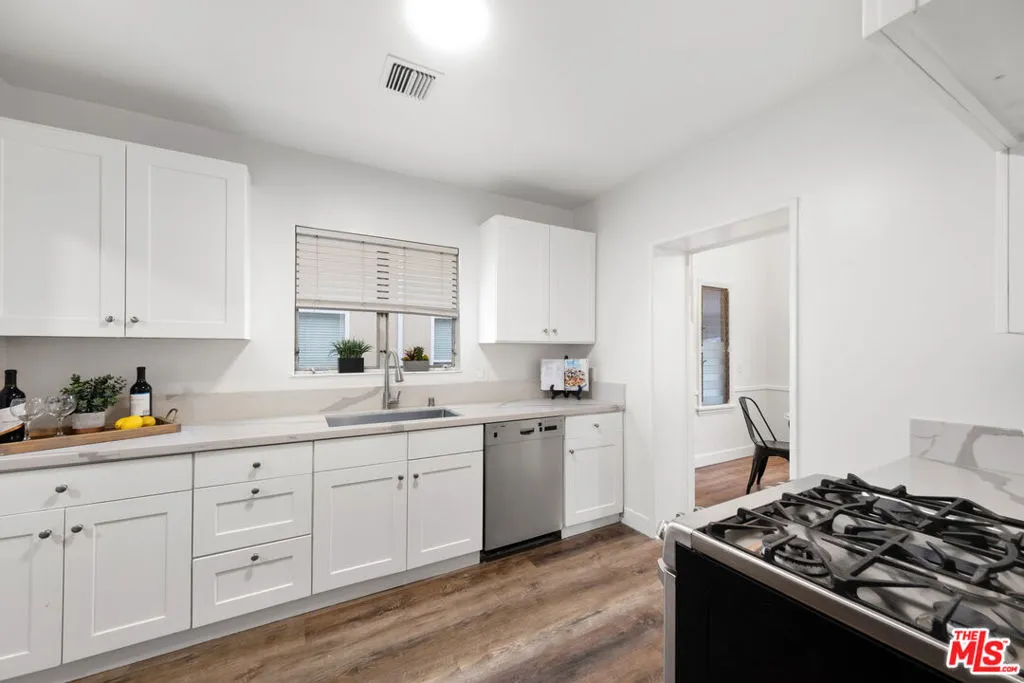 205 S Hamel Drive, Beverly Hills, California 90211 home-pic-7