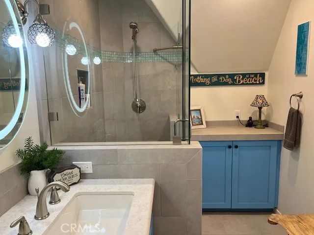 Upper Bath