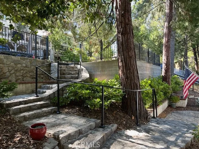 Path down to house