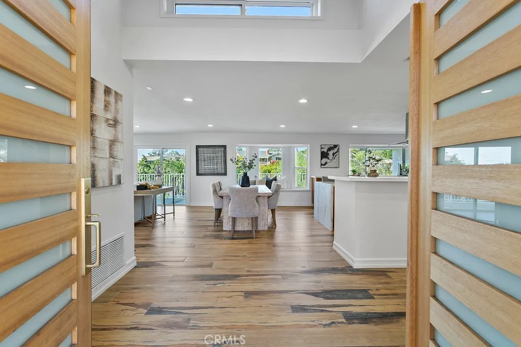 1101 Kenwood Place, Fullerton, California 92831 home-pic-1