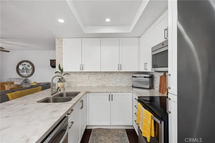 7112 Apricot Drive 7112, Irvine, California 92618
