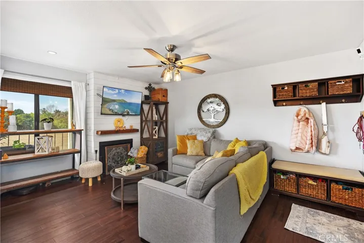 7112 Apricot Drive 7112, Irvine, California 92618