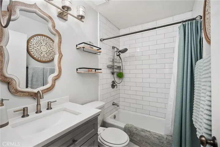 7112 Apricot Drive 7112, Irvine, California 92618