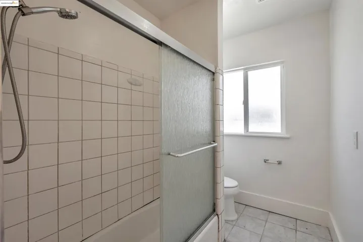 4526 Bond St, Oakland, California 94601