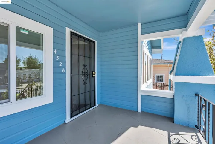 4526 Bond St, Oakland, California 94601