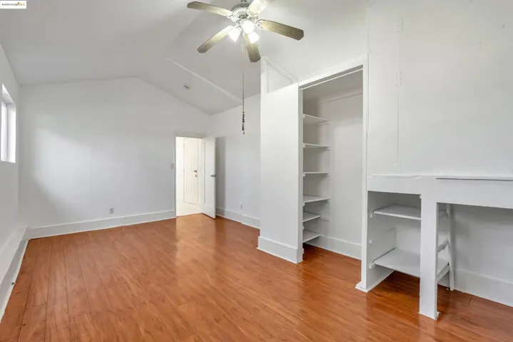 4526 Bond St, Oakland, California 94601
