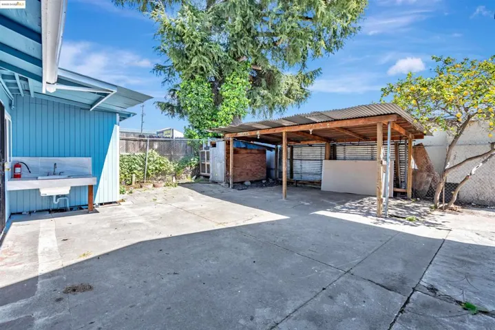 4526 Bond St, Oakland, California 94601