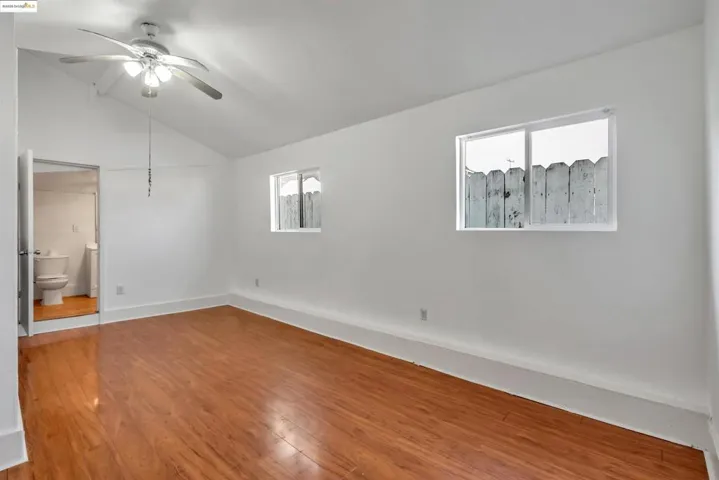 4526 Bond St, Oakland, California 94601