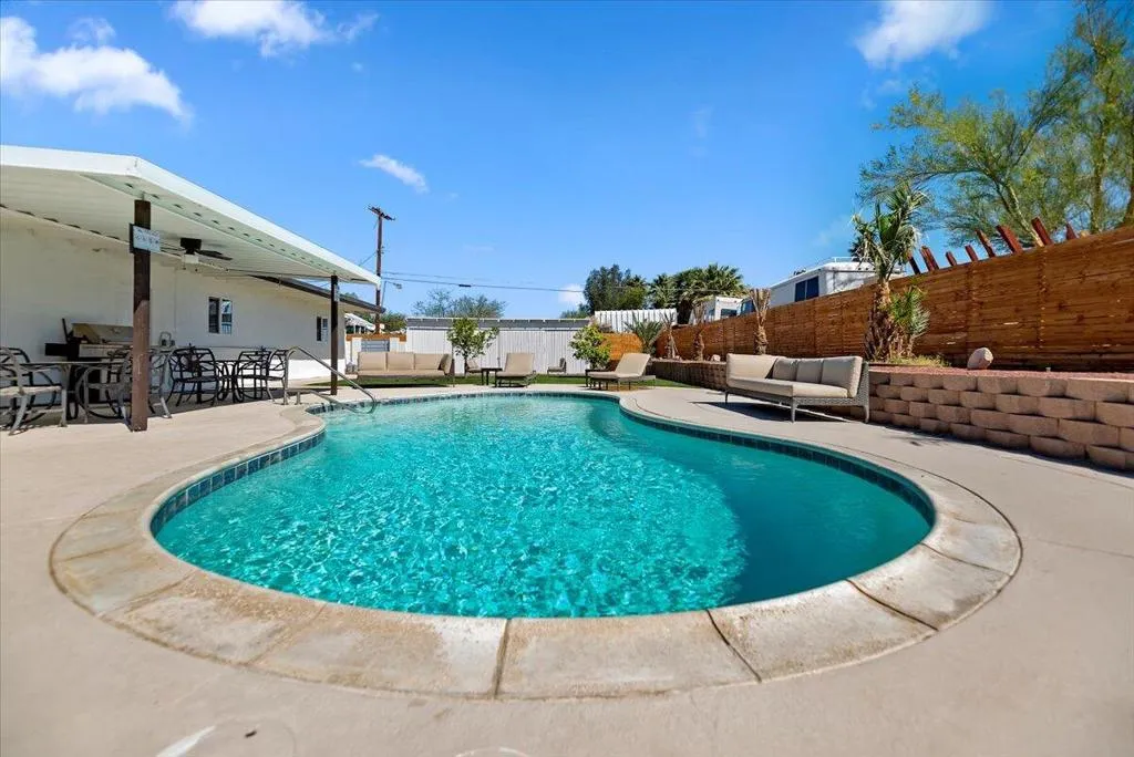 32300 Shadow Mountain Lane, Thousand Palms, California 92276 home-pic-60