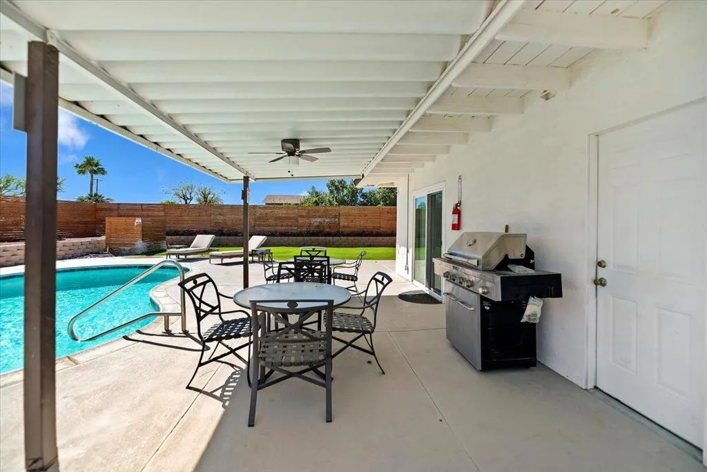 32300 Shadow Mountain Lane, Thousand Palms, California 92276 home-pic-48