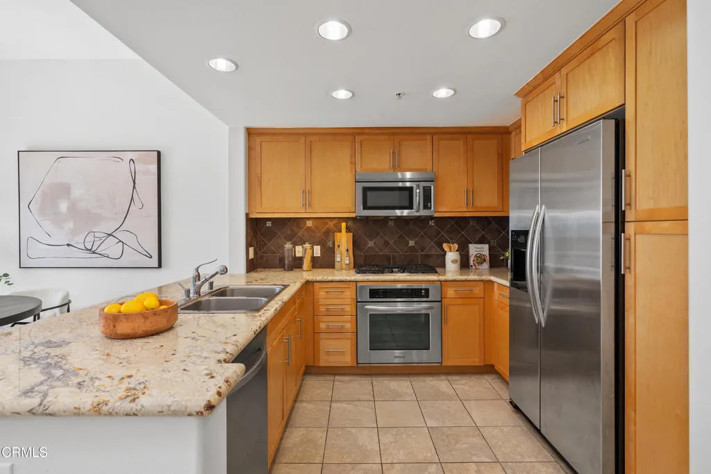 931 E Walnut Street 612, Pasadena, California 91106 home-pic-9