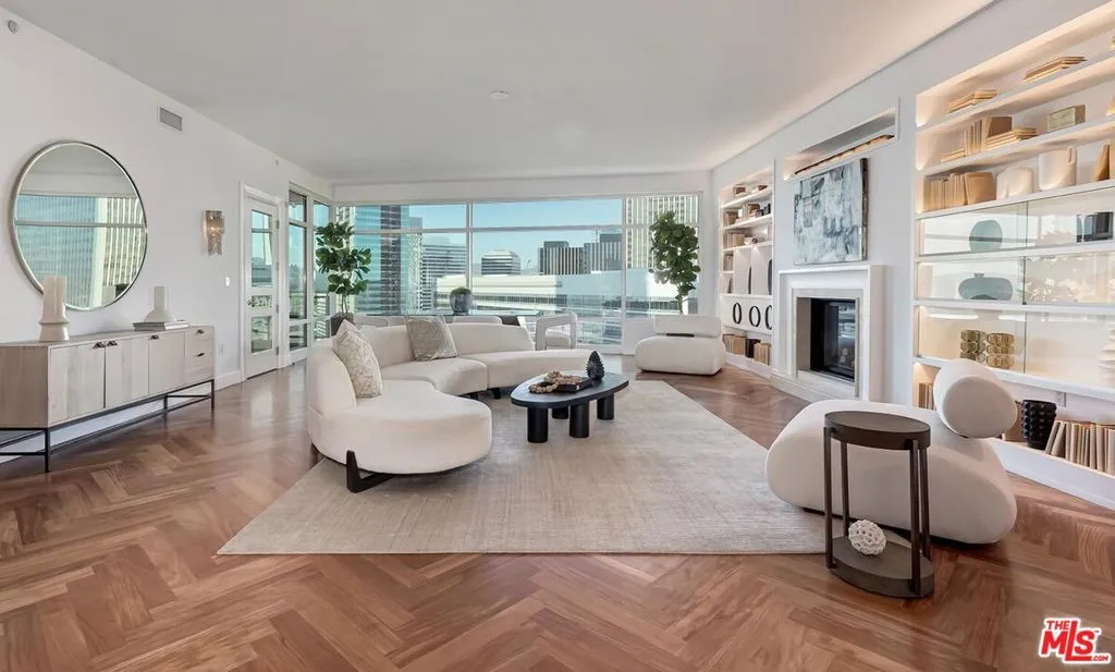 1 W Century Drive 17c, Los Angeles, California 90067 home-pic-1