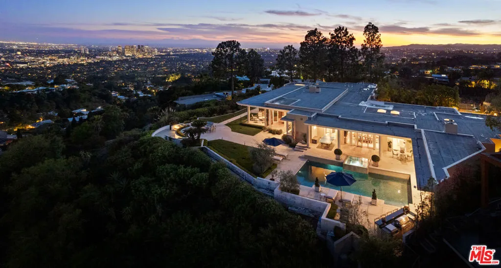 380 Trousdale Place, Beverly Hills, California 90210 home-pic-1