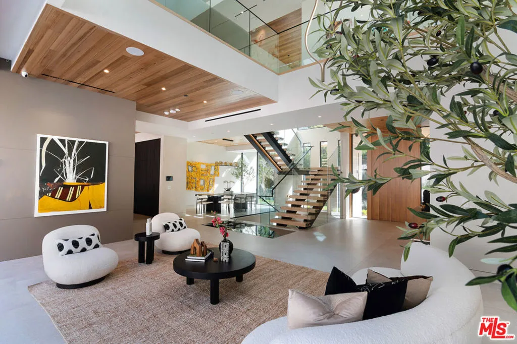 2641 Hutton Drive, Beverly Hills, California 90210 home-pic-11
