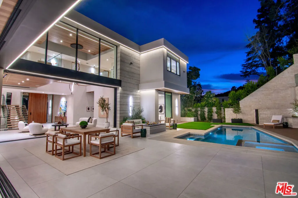 2641 Hutton Drive, Beverly Hills, California 90210 home-pic-56