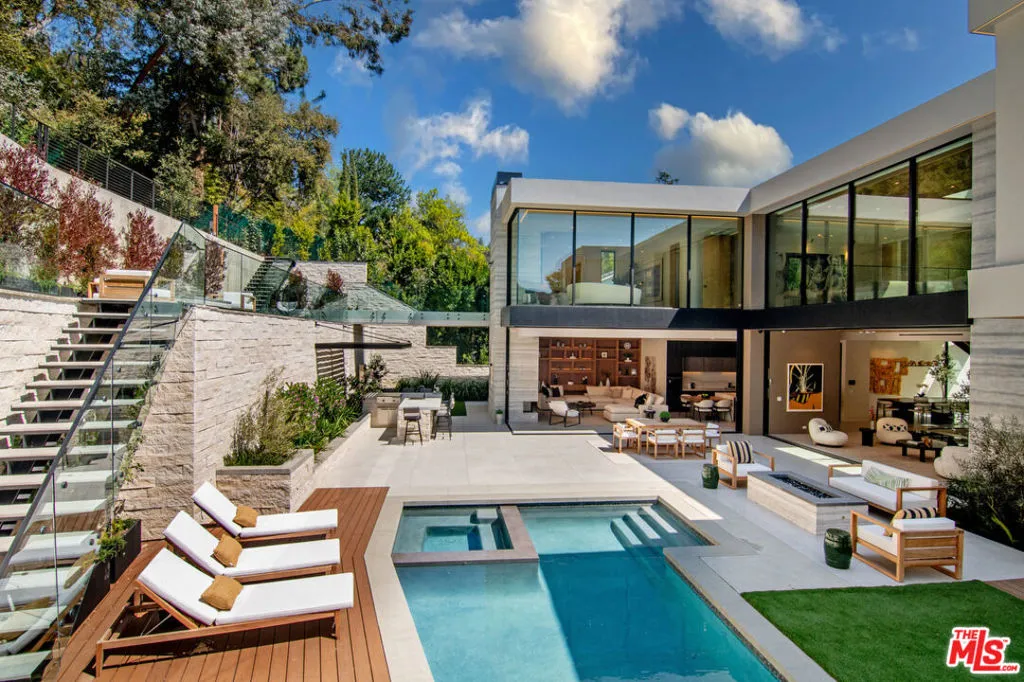 2641 Hutton Drive, Beverly Hills, California 90210 home-pic-43