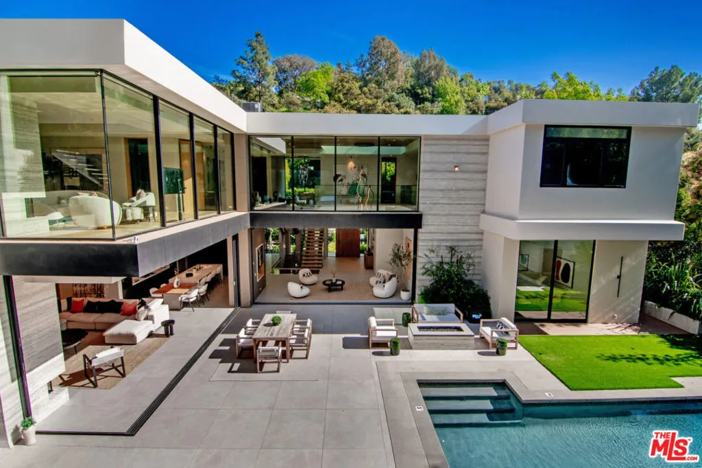 2641 Hutton Drive, Beverly Hills, California 90210 home-pic-41