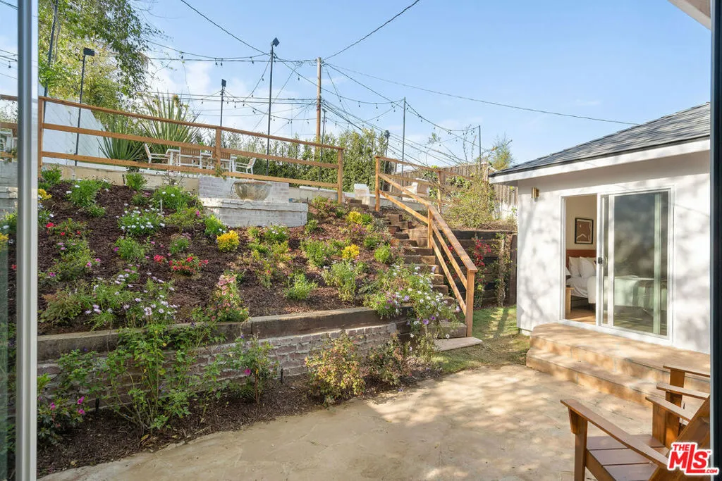 4405 Springdale Drive, Los Angeles, California 90043 home-pic-21