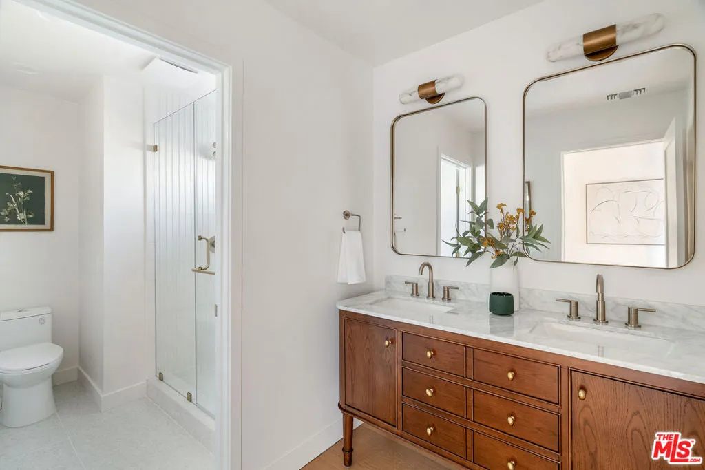 4405 Springdale Drive, Los Angeles, California 90043 home-pic-20