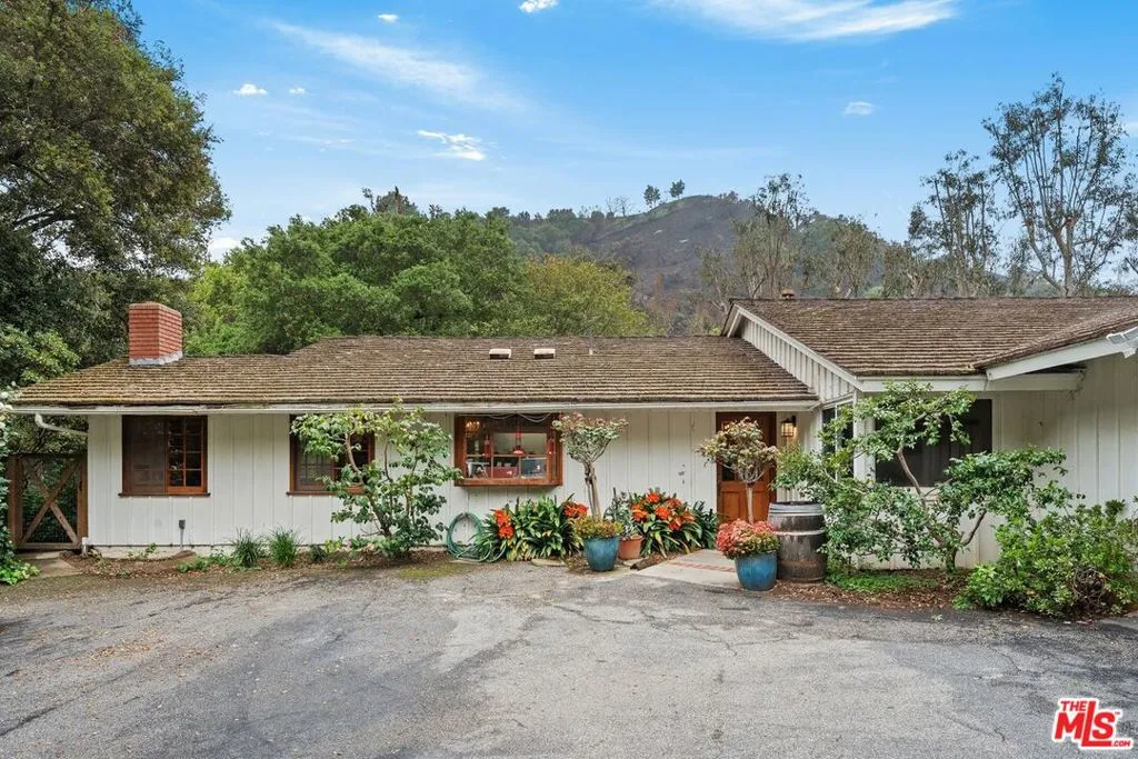 1809 Melhill Way, Los Angeles, California 90049 home-pic-4