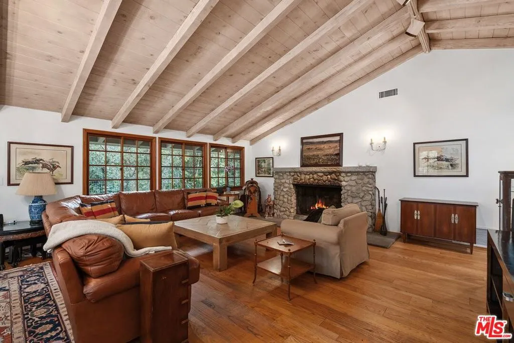 1809 Melhill Way, Los Angeles, California 90049 home-pic-6