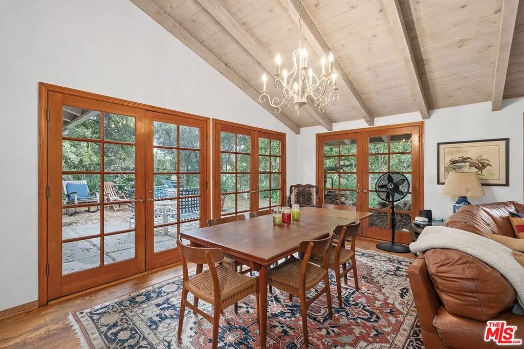 1809 Melhill Way, Los Angeles, California 90049 home-pic-8