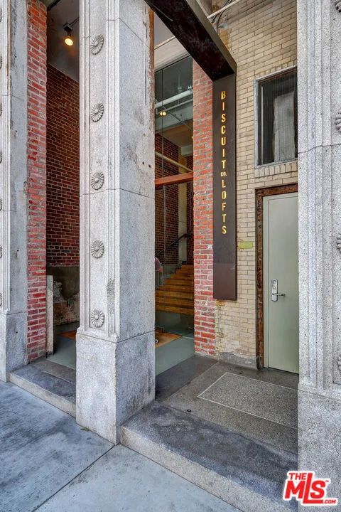 1850 Industrial Street 204, Los Angeles, California 90021 home-pic-37