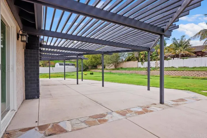 7707 Garboso Place, Carlsbad, California 92009