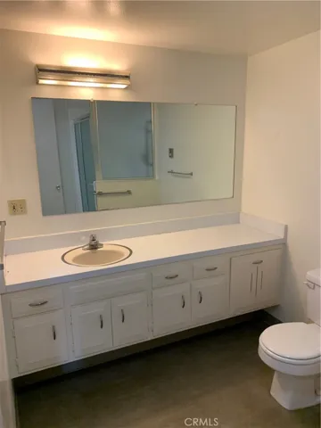 1381 Monterey Rd., Seal Beach, California 90740