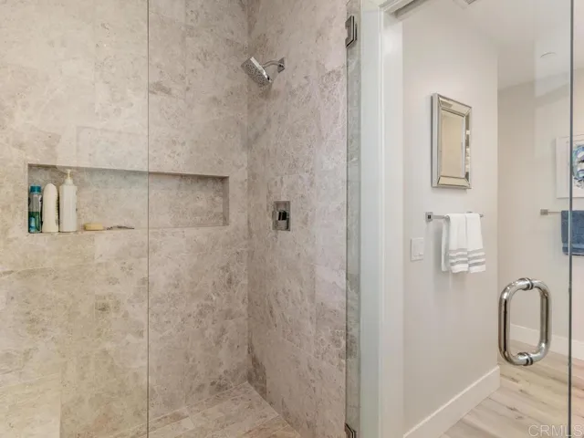 Guest Shower