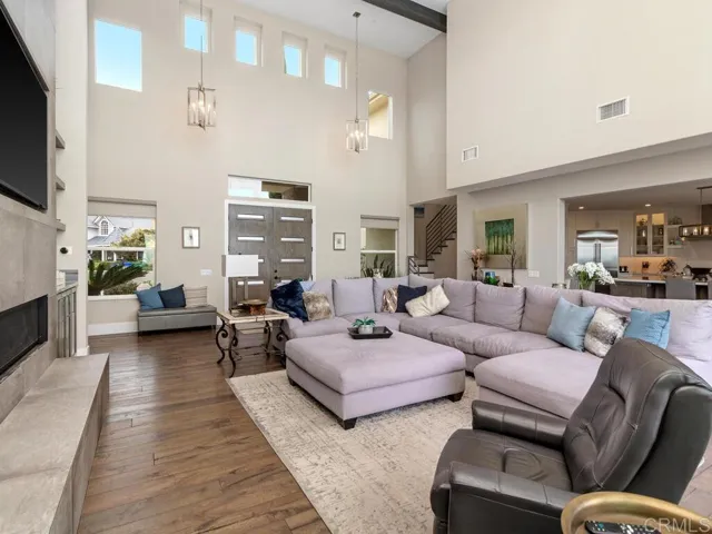 Den/Family/Great Room