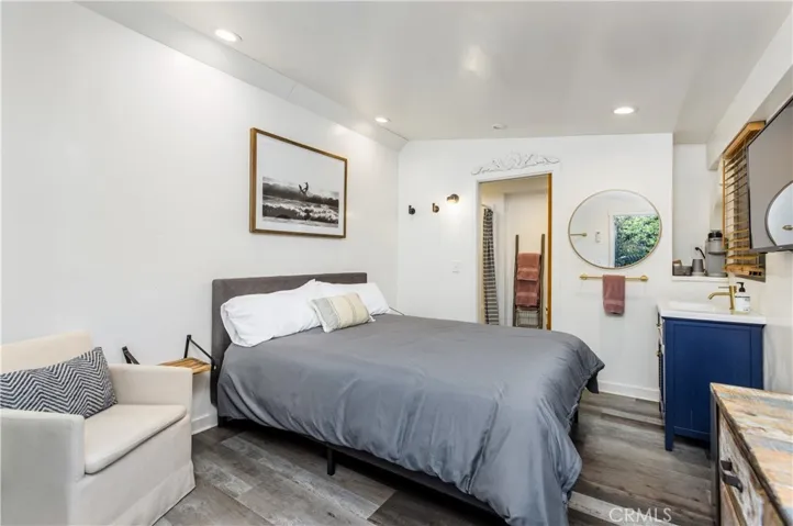 1230 Harvard Avenue, Claremont, California 91711