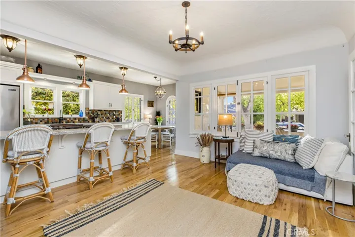 1230 Harvard Avenue, Claremont, California 91711