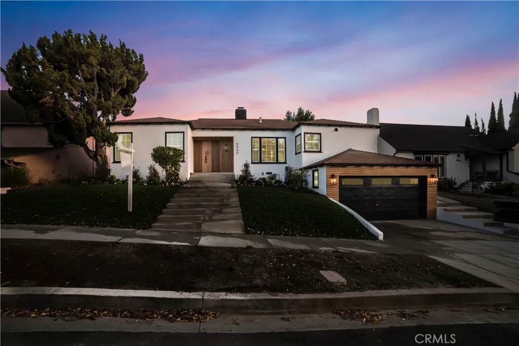 5560 Bradna Drive, Los Angeles, California 90043 home-pic-1
