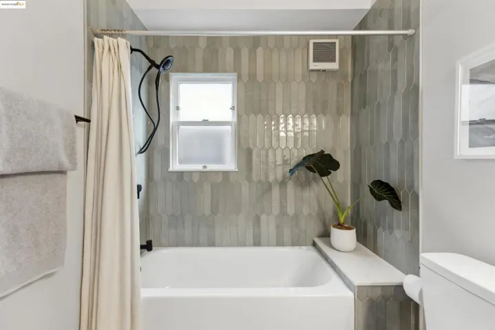 2126 Derby St, Berkeley, California 94705