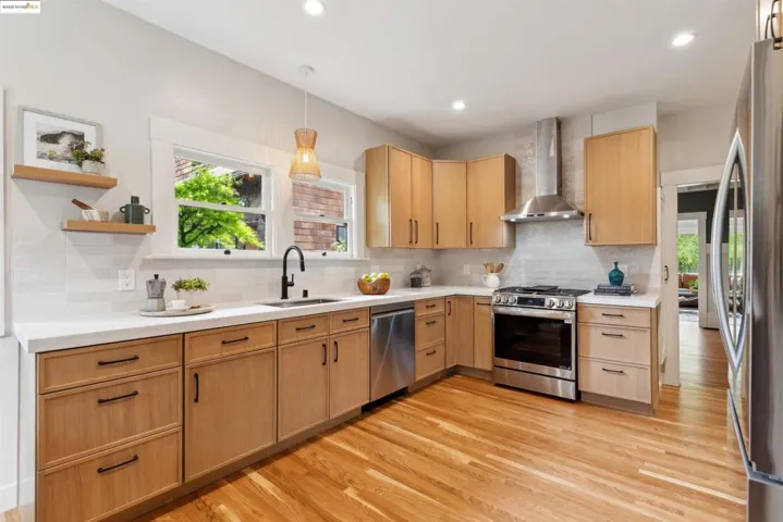 2126 Derby St, Berkeley, California 94705