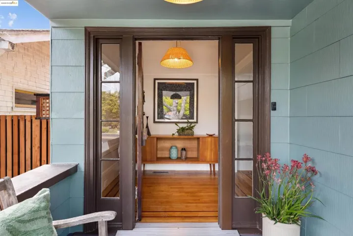 2126 Derby St, Berkeley, California 94705