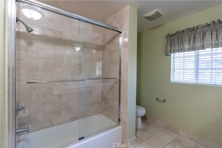 932 W Kenneth Road, Glendale, California 91202