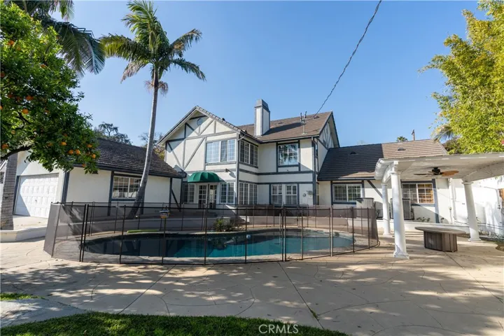 932 W Kenneth Road, Glendale, California 91202