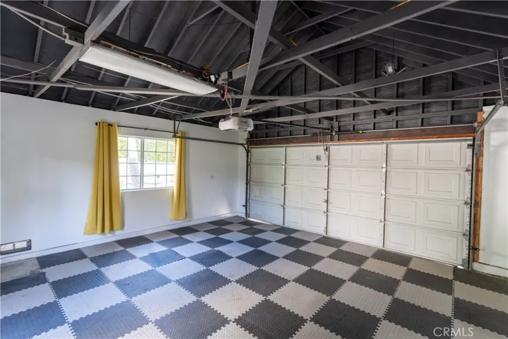 932 W Kenneth Road, Glendale, California 91202