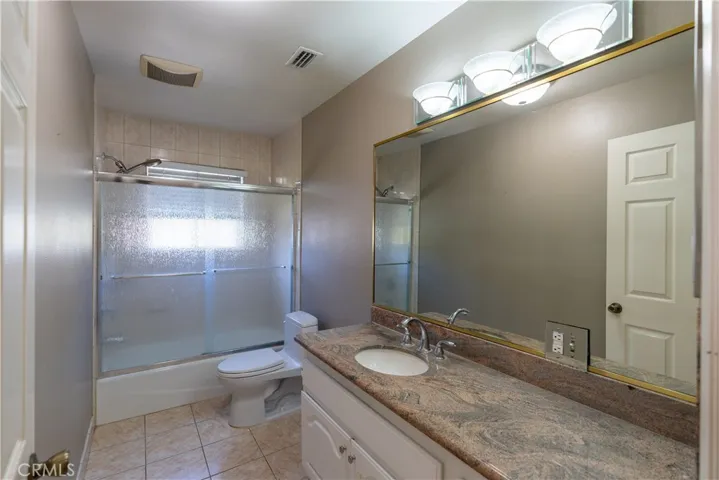 932 W Kenneth Road, Glendale, California 91202
