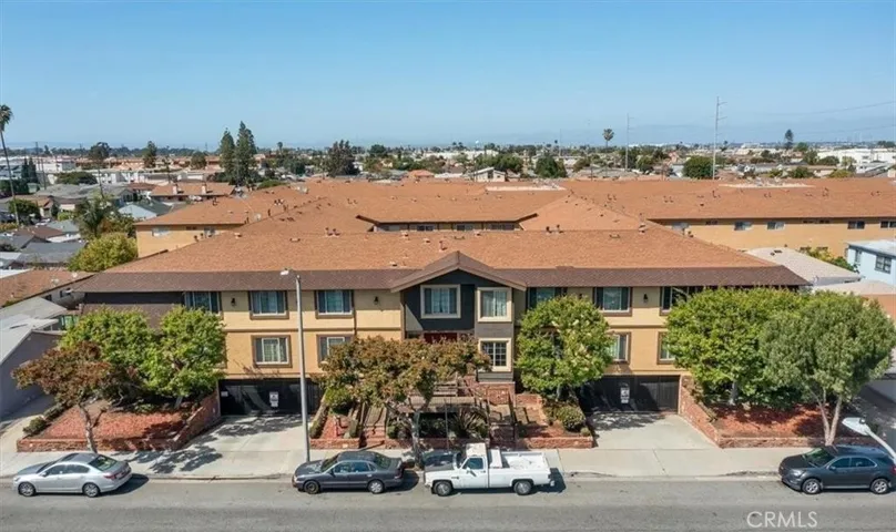 4633 Marine Avenue 201, Lawndale, California 90260