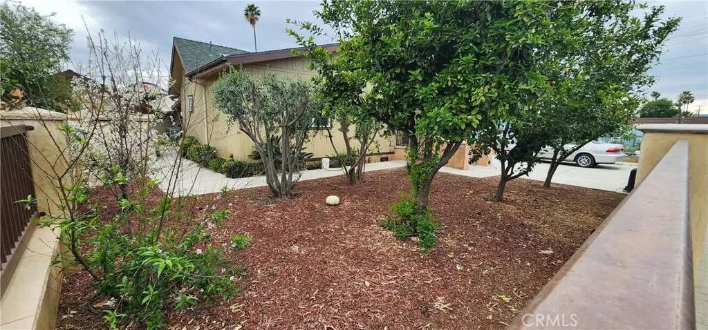 3112 3130 1st Street, Riverside, California 92507 home-pic-13