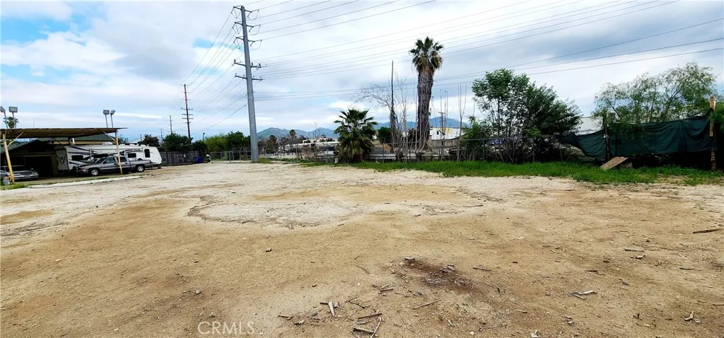 3112 3130 1st Street, Riverside, California 92507 home-pic-10