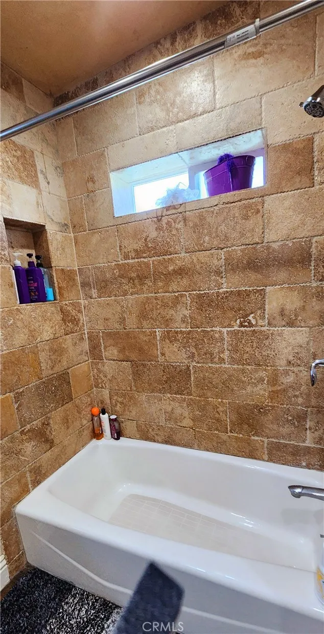 3112 3130 1st Street, Riverside, California 92507 home-pic-61